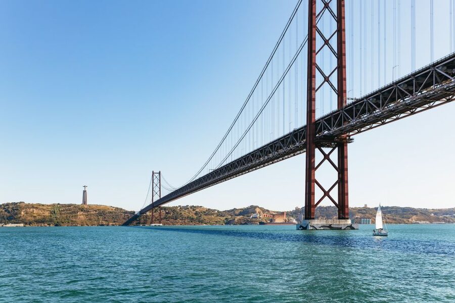 Lisbon: 72/96-Hour Hop-On Hop-Off Bus, Tram & Boat Ticket - Why this pass works well in hilly Lisbon