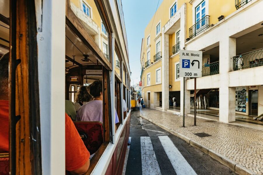 Lisbon: 72/96-Hour Hop-On Hop-Off Bus, Tram & Boat Ticket - The Hills Tramcar Tour through Alfama and Graça