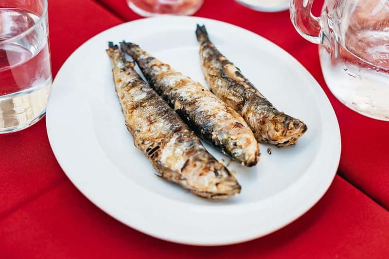 Lisbon: Baixa District Food Tour with Dinner and Drinks - Start at Praça da Figueira, Lisbon’s handy food-tour crossroads