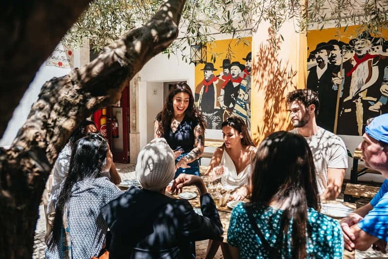 Lisbon: Baixa District Food Tour with Dinner and Drinks - Why Baixa works so well for a food walk