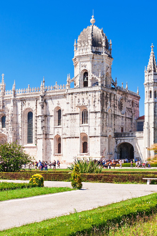 Lisbon: Belem Tour with Pastéis at Jerónimos Monastery - The Discoveries Monument and Henry the Navigator
