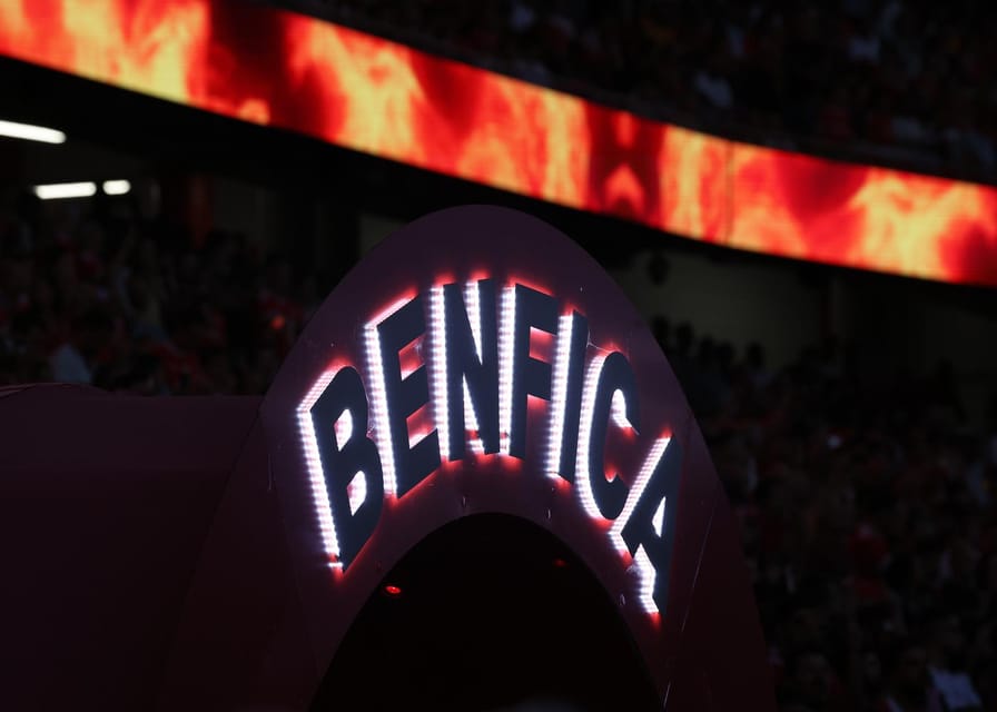 Lisbon: Benfica Luz Stadium Tour with Souvenir Scarf - The visitors’ locker room and press room