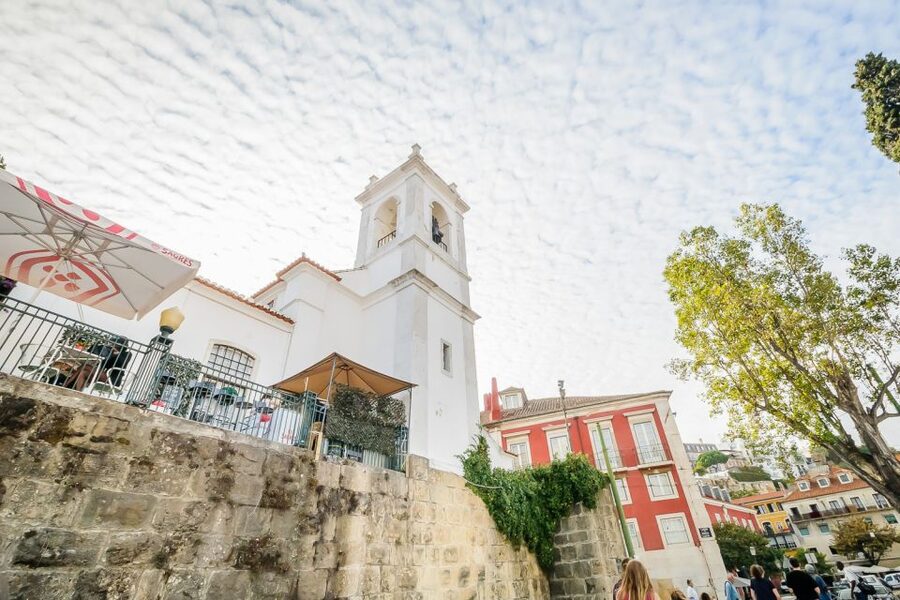 Lisbon: Best of City Private Walking Tour - Baixa and the city rebuilt after disaster
