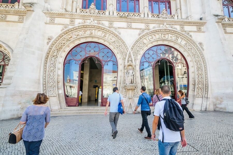 Lisbon: Best of City Private Walking Tour - The tasting stops make the history easier to remember