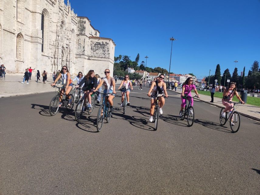 Lisbon: Bike Tour From City Center to Belem - What the volunteer guide adds