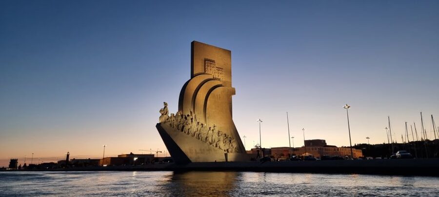 Lisbon: Boat Tour with Champagne - What the two hours are worth at $41