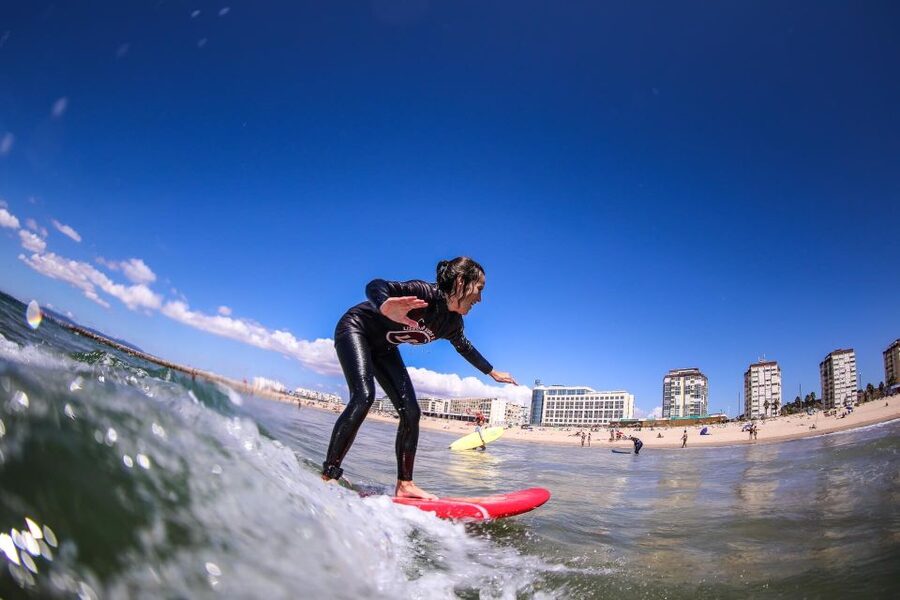 Lisbon: Capafórnia Surf Experience - The instructors and the importance of direct coaching