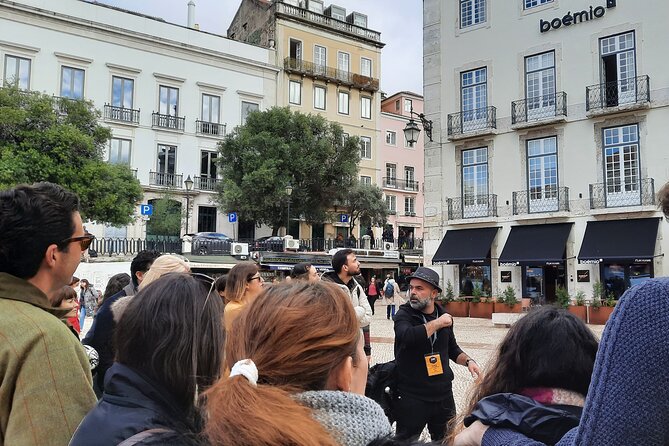Lisbon City Center Tour - The Unmissable Lisbon - The guides and the tone of the experience