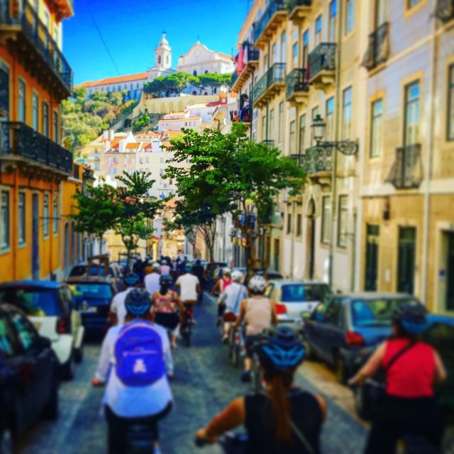 Lisbon: City Highlights and Viewpoints E-Bike Tour - Reaching Senhora do Monte and Lisbon’s best views