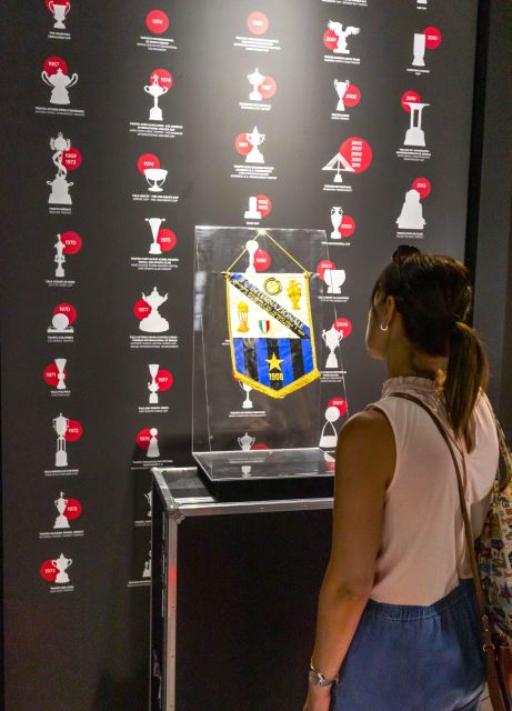 Lisbon: Customized Luz Stadium and Guided Museum Tour - Walking through the Luz Stadium