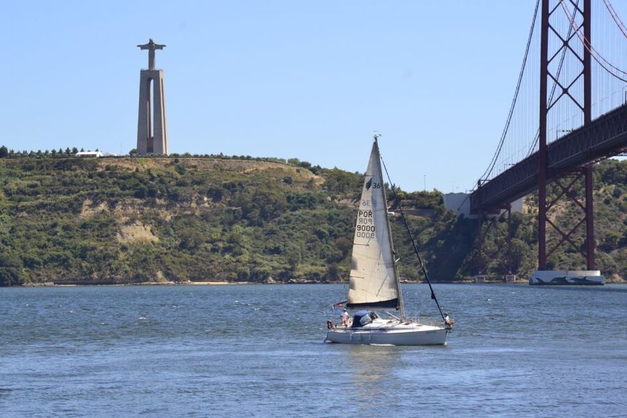 Lisbon: Day and Sunset Tour on the Tagus River - Finding River Sailing at Alcântara dock