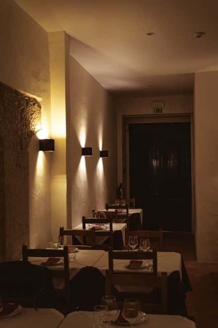 Lisbon: Dinner with Fado Show with the Rising Stars of Fado - The Portuguese dinner: small plates with local character