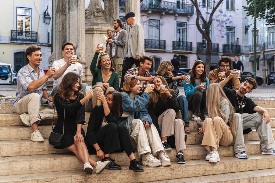 Lisbon: Drunken History Walking Tour with Included Drinks - Key points at a glance