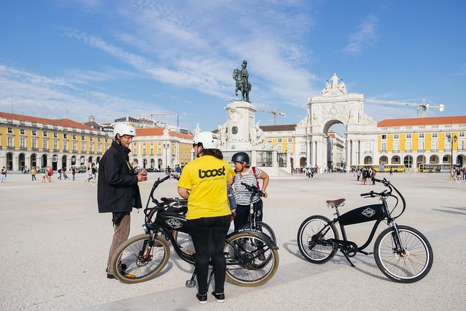 Lisbon E-Bike Tour Commerce Square, Mouraria and Alfama - Lisbon Cathedral and the castle quarter