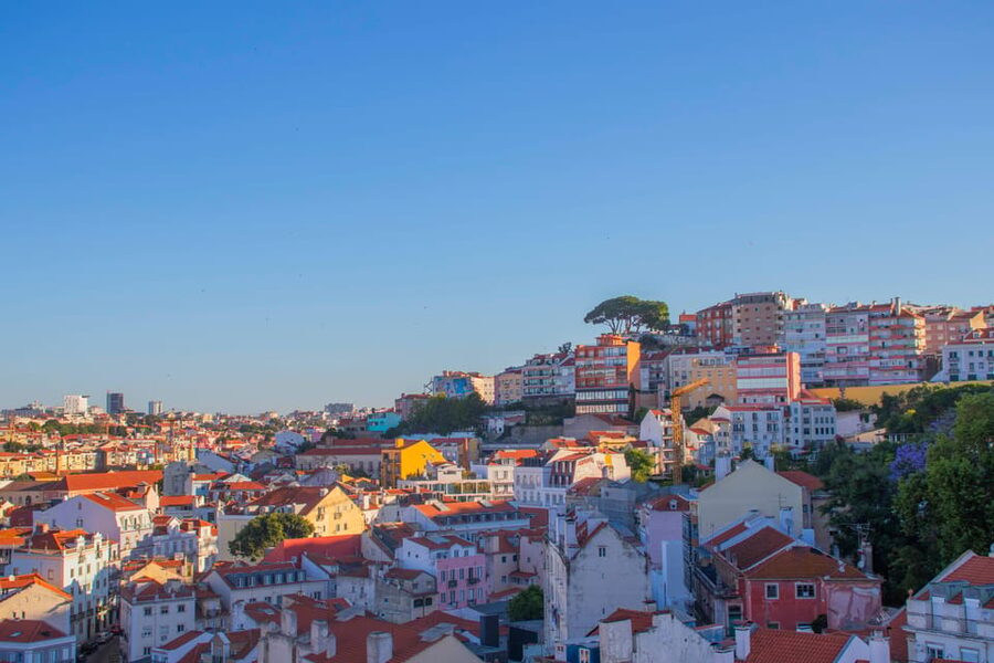 Lisbon: Early Morning TukTuk Tour - hotel/cruise ship pickup - Bairro Alto and Avenida da Liberdade