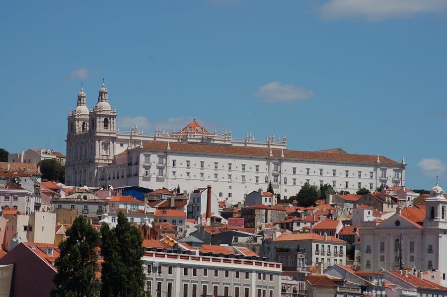 Lisbon: Entry Tickets to Mosteiro de São Vicente de Foram - The La Fontaine exhibition and its 38 fables