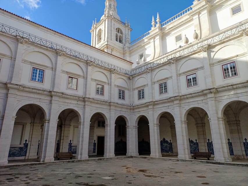 Lisbon: Entry Tickets to Mosteiro de São Vicente de Foram - How the self-guided format works