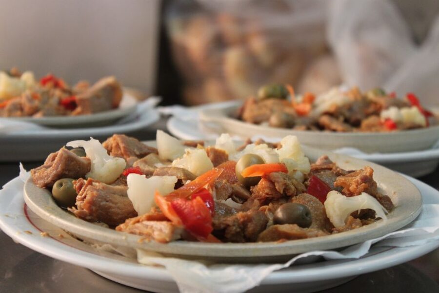 Lisbon: Food and Culture 3-Hour Walking Tour - The guides make the difference