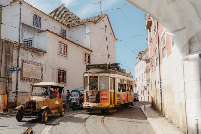 Lisbon Food & Tuk Tuk Tour with Eating Europe - Cheese, soup, and green wine at Alpendre