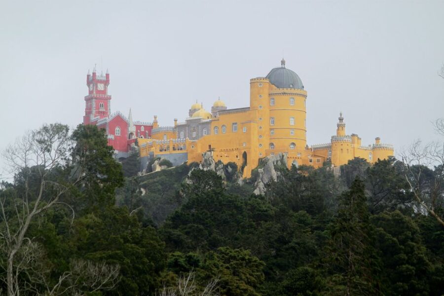 Lisbon: Full-Day Sintra and Cascais Tour - The 45-minute ride from Lisbon to Sintra