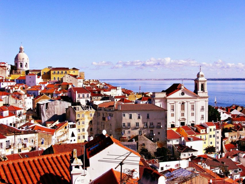 Lisbon: Full-Day Small-Group City Tour with Hotel Pickup - A practical first day in Lisbon