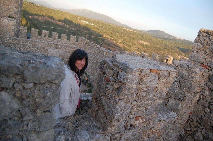 Lisbon Getaway: Private Arrábida Wine & Food Tour - Castelo de Sesimbra and a final walk by the sea
