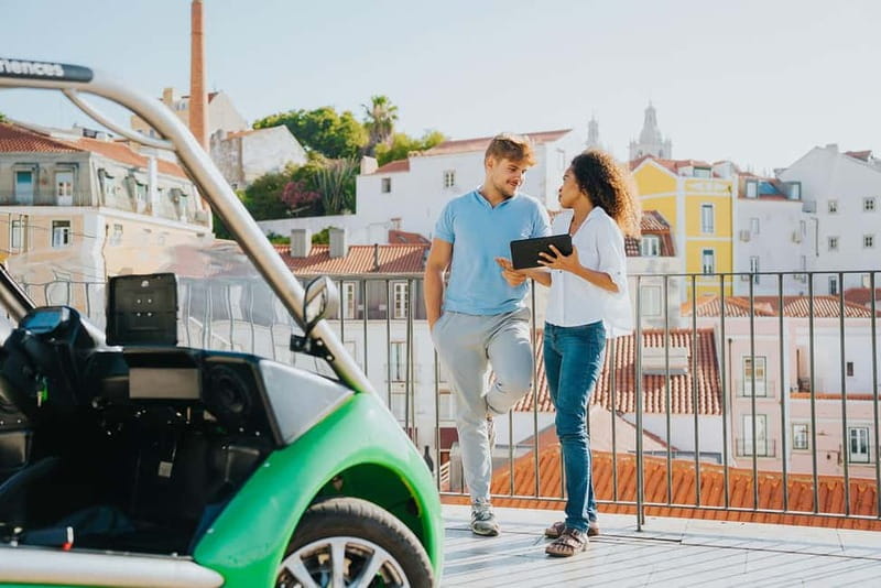 Lisbon: GPS-Guided Spinach Tour by Electric Car - What the Spinach car experience is really like