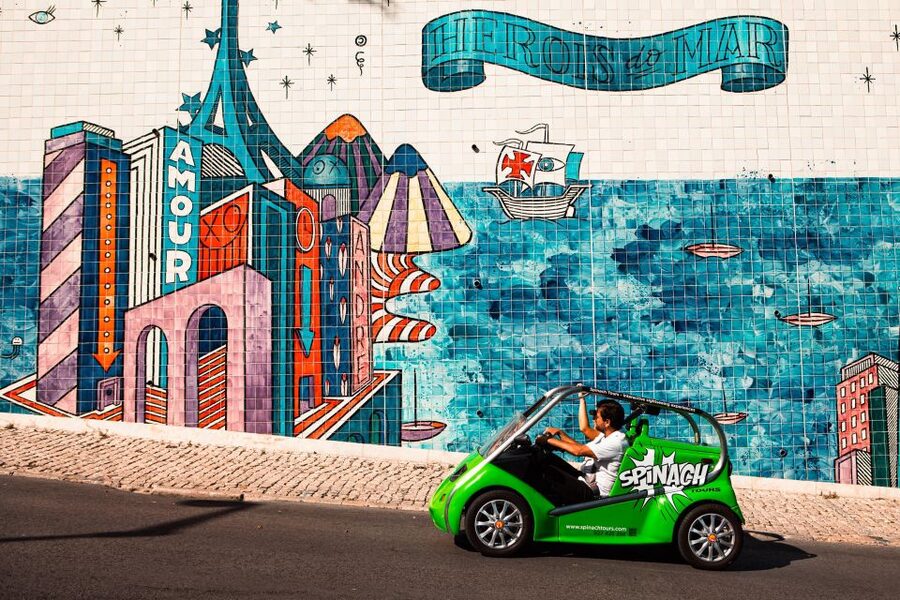 Lisbon: GPS-Guided Spinach Tour by Electric Car - Driving in Lisbon: the part you should take seriously