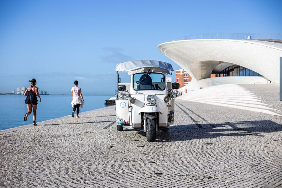 Lisbon: Half-Day Private Guided Tuk-Tuk Tour - Baixa, the cathedral, and Lisbon’s first big views