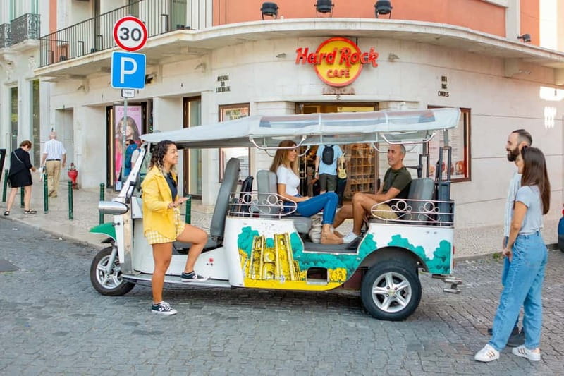 Lisbon: Half-Day Private Tuk Tuk Tour - A private route from Camões to the old quarters