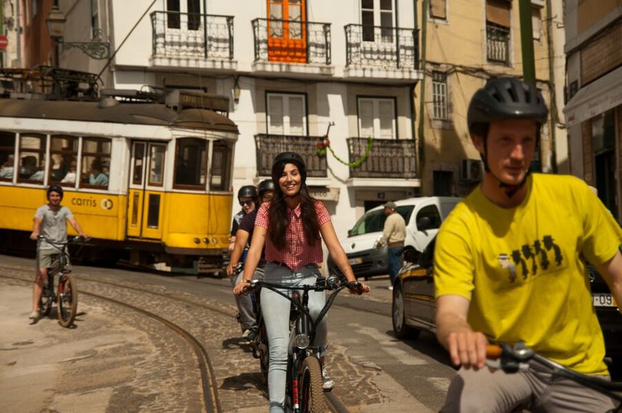 Lisbon: Hills, Alfama, and Mouraria Tour by Electric Bike - Senhora do Monte, Lisbon’s best high viewpoint