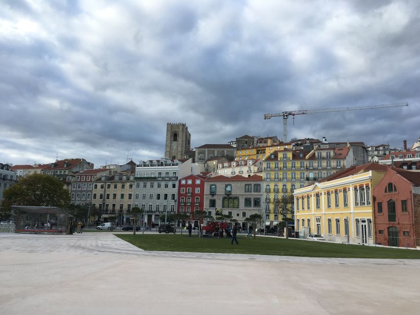 Lisbon: Hills, Alfama, and Mouraria Tour by Electric Bike - Starting near Commerce Square