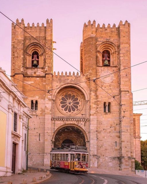Lisbon: Historic City Tour by Tuk-Tuk - Price, duration, and real value