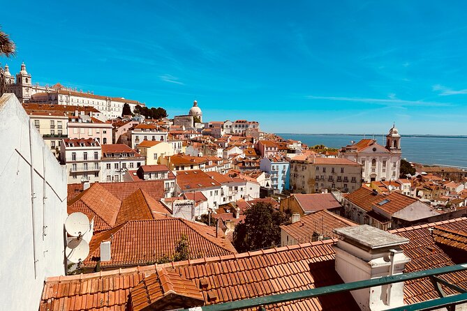 Lisbon: Historic City Tour by Tuk-Tuk - Lisbon Cathedral and the Roman Theater