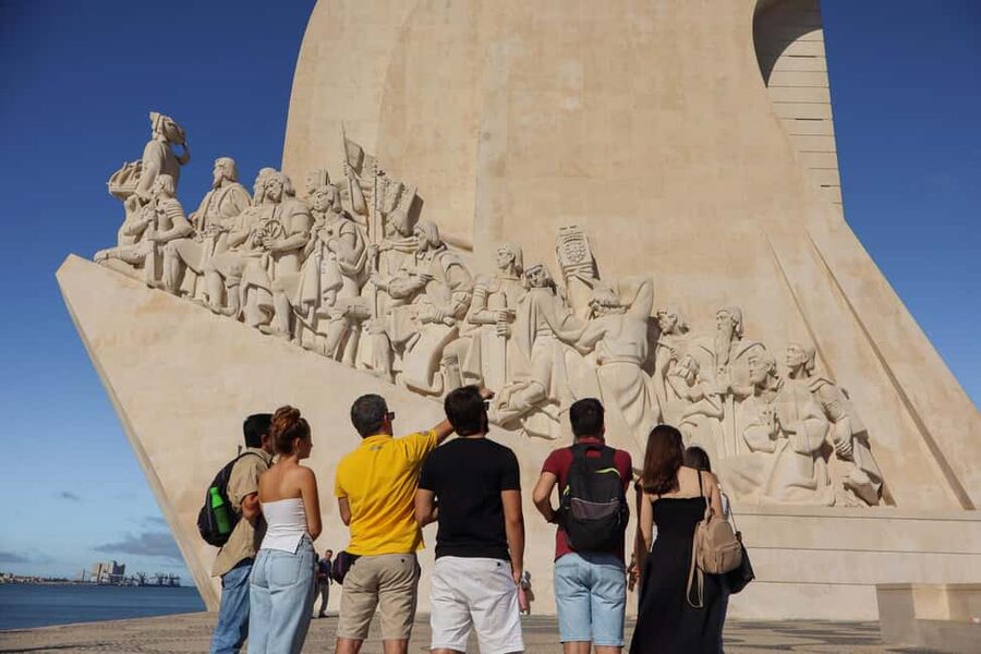 Lisbon: Historical Walking Tour with Jeronimos Monastery - Reading the monastery with a guide