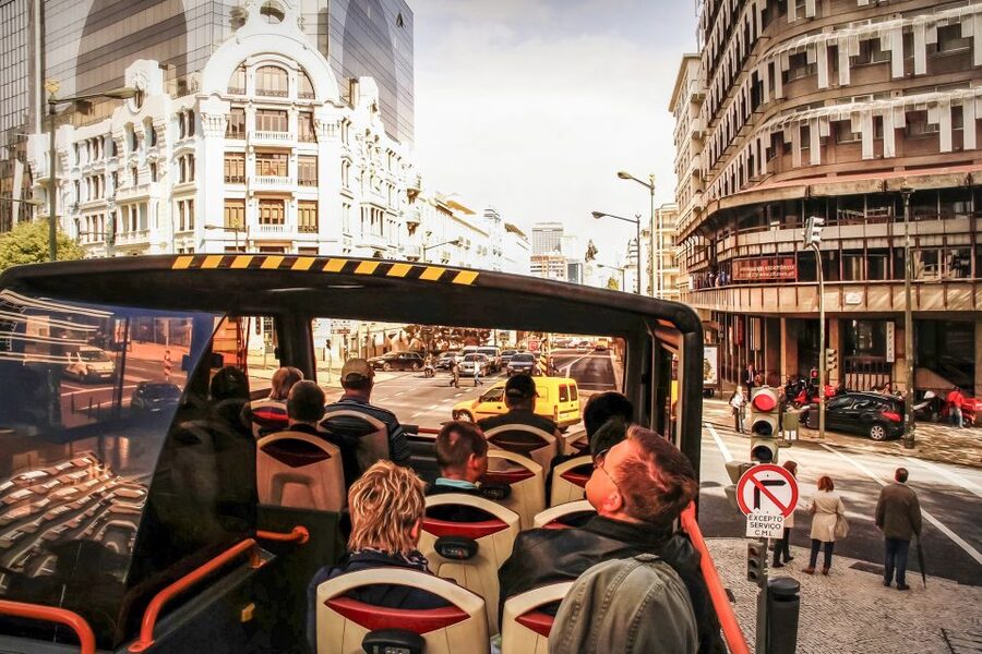 Lisbon: Hop-On Hop-Off Bus Tour - Why this bus works well in Lisbon