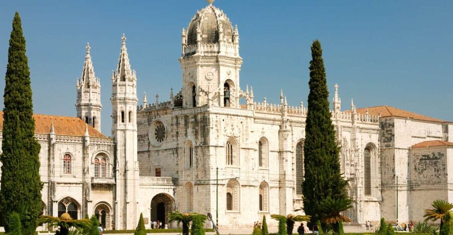 Lisbon: Jerónimos Monastery E-Ticket and Audio Guide - Download every file before leaving Wi-Fi