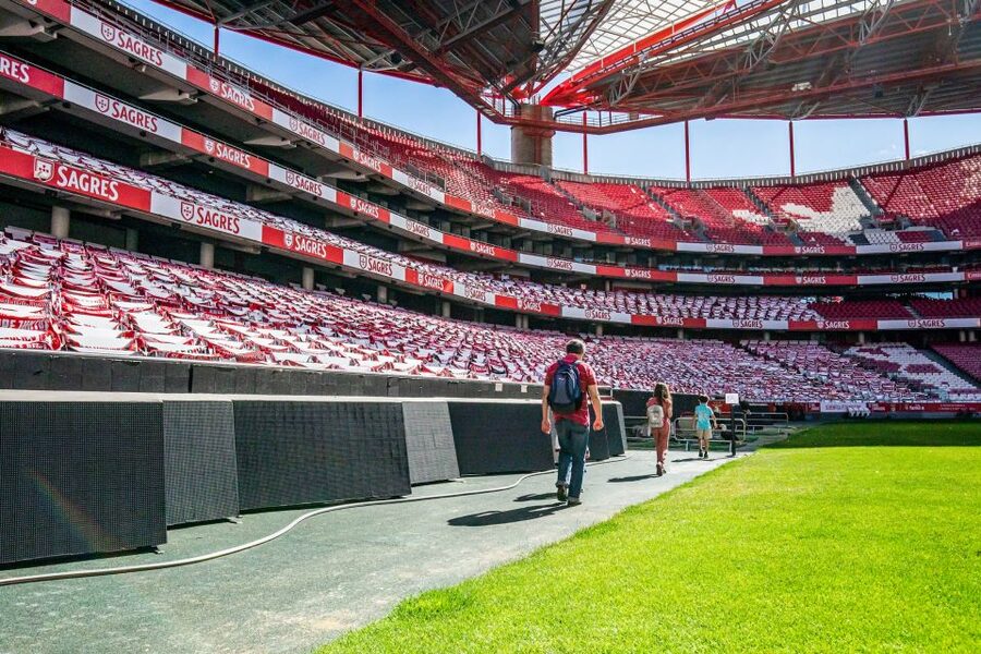 Lisbon: Luz Stadium Tour & SL Benfica Museum Ticket w/Scarf - Why Estádio da Luz matters in Lisbon