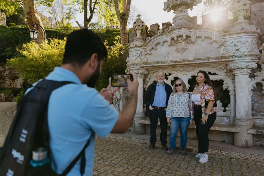 Lisbon: MiniBus Sintra, Pena, Regaleira, Cap Roca Tour - Guides make the difference