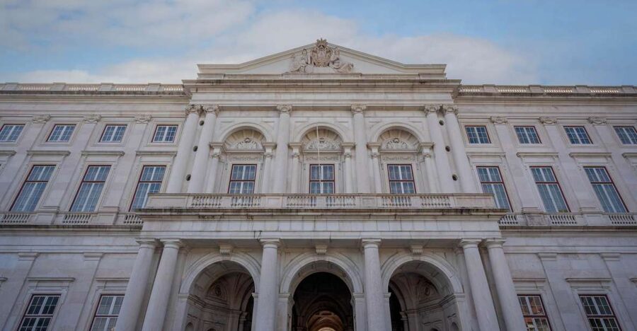 Lisbon: National Palace of Ajuda E-Ticket & City Audio Guide - Key points before you book