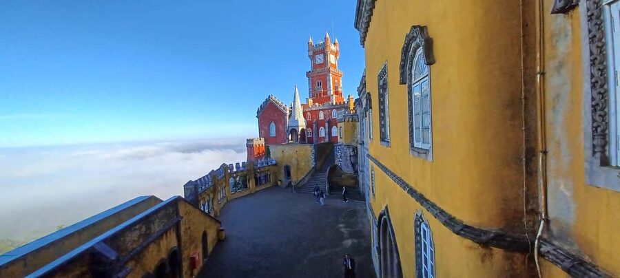 Lisbon: Pena Palace, Regaleira, Sintra, and Cascais Day Trip - The small van makes a real difference