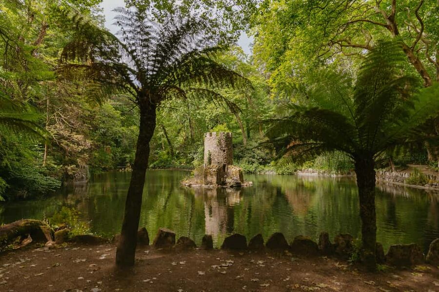 Lisbon: Pena Palace, Sintra, Cabo da Roca, & Cascais Daytrip - Why combine Pena Palace, Sintra, and the coast?
