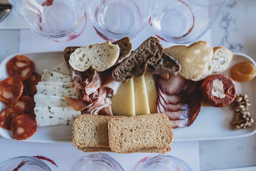 Lisbon: Portuguese Wine and Cheese Tasting with Lunch - Practical details that affect your decision