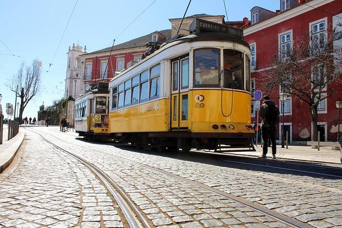 Lisbon Private And Customizable Half-Day Tour - Guides and the value of local conversation