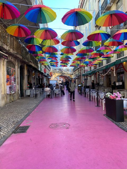 Lisbon: Private City Sightseeing Tour by Tuk-Tuk - What the electric tuk-tuk is really like