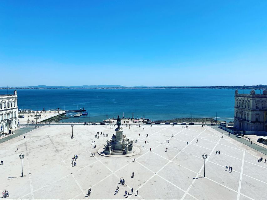 Lisbon: Private City Sightseeing Tour by Tuk-Tuk - Should you book the Lisbon tuk-tuk tour?