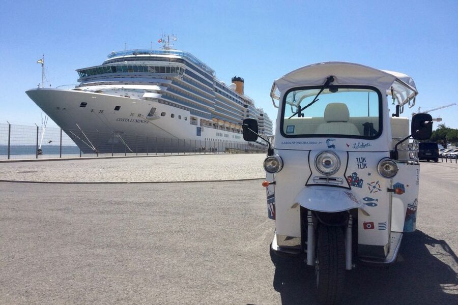 Lisbon: Private City Tour by Eco Tuk Tuk - Senhora do Monte and the Graça district