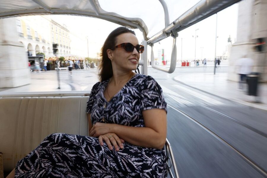Lisbon: Private Guided Tour by Electric Tuk Tuk - Casa dos Bicos and the riverside