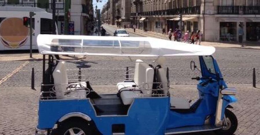 Lisbon: Private Guided Tour of Historical Center by Tuk Tuk - Practical details about comfort and timing