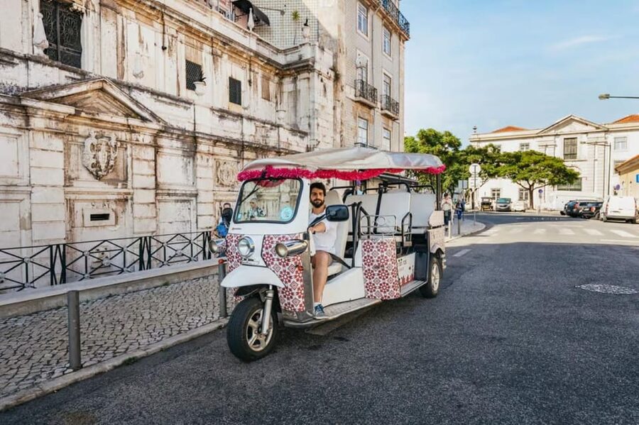 Lisbon: Private Guided Tuk-Tuk Tour with Hotel Pickup - The four-hour run to Belém